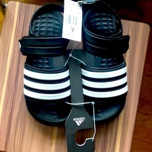 One Pair Adidas Brand Sandal